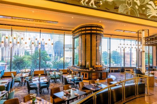 Sandton Sun and Towers – Sandton, MD