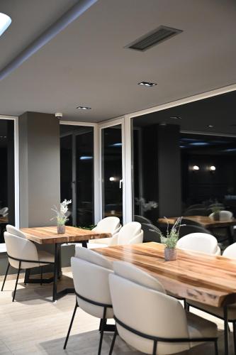Hotel Restaurant Savoja