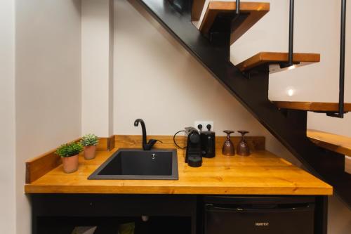 Suite, executive