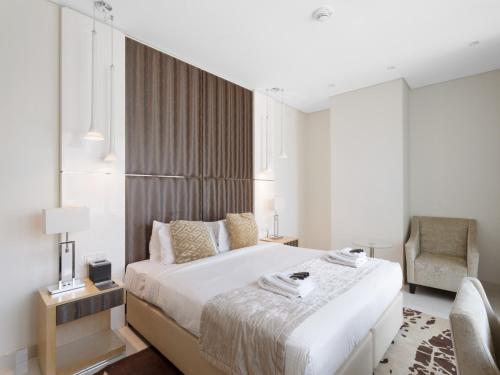 Water Edge Damac Maison Canal View 1BR Perfect Grand Getaway - image 14