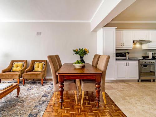 FamoHof Apartments - image 3