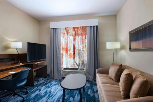 Fairfield Inn & Suites by Marriott Austin San Marcos - image 9
