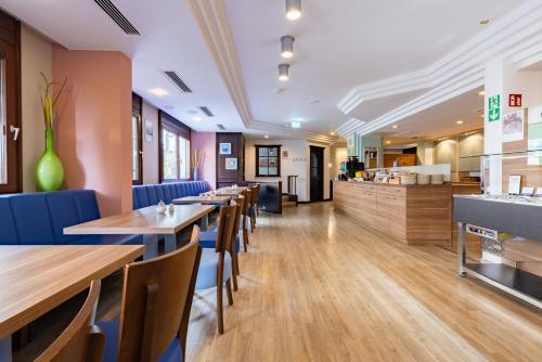 Garner Hotel Stuttgart City Centre By IHG - 식음료(F&B)
