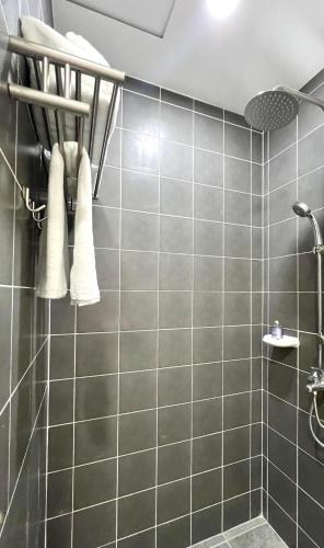 AMANI GRAND CITYGATE STUDIO by ADORE IT in Cabantian