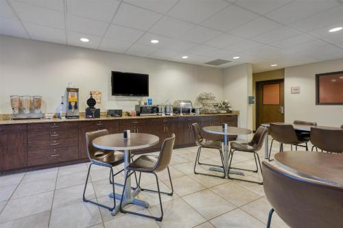 SureStay Plus Hotel by Best Western Buckhannon in Buckhannon, USA