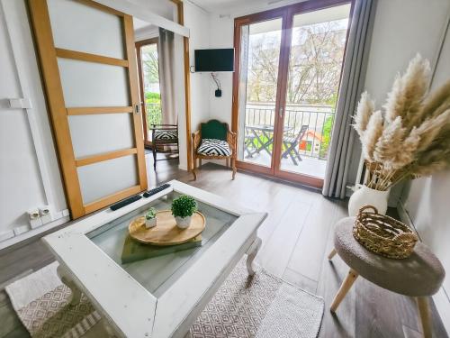Appartement Chaleureux, Jardin Privé, Centre ville - Location saisonnière - Crécy-la-Chapelle