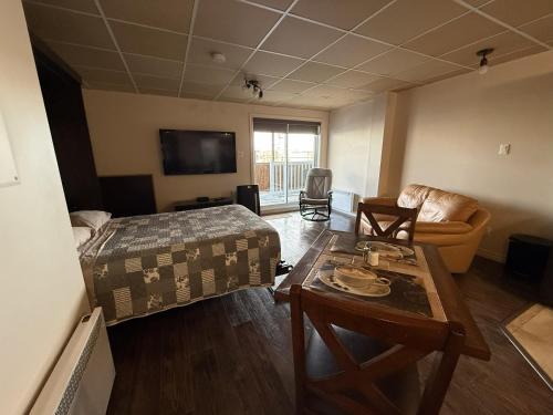 Studio #3 avec balcon tout inclus in Baie-Comeau (QC)