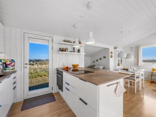 Holiday Home Thorgny - from the sea by Interhome in Klegod