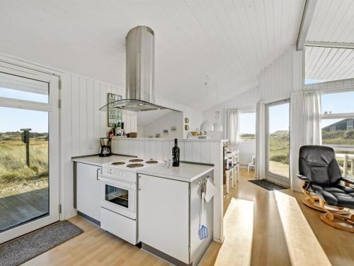 Holiday Home Thorgny - from the sea by Interhome in Klegod
