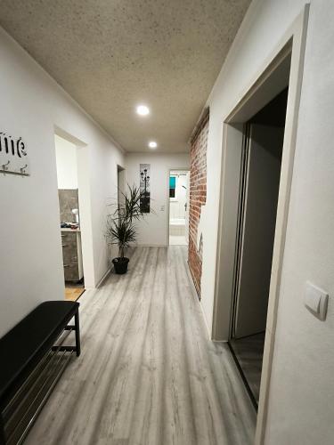 Monteur oder Ferienwohnung in Lichtenstein, Deutschland