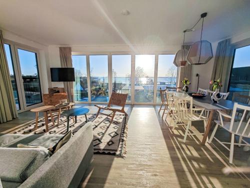 Apartment Penthouse Seeblick by Interhome in Lembruch, Deutschland