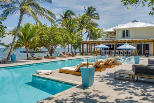 Blue Reef Beach and Marina – khách sạn tại Maya Beach