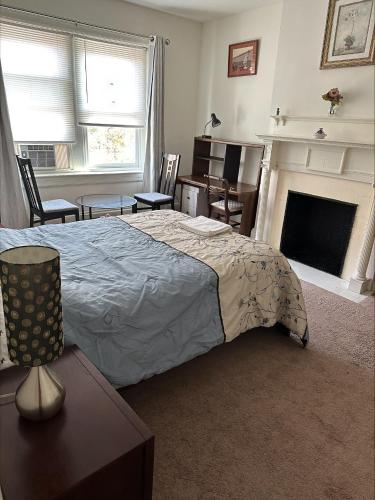Pleasant Rooming House photo 2