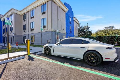 Holiday Inn Express Hotel & Suites Jacksonville - Mayport / Beach an IHG Hotel - image 14