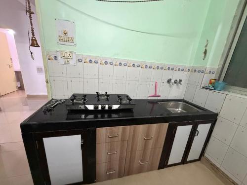 Kitchen, ShivSangit 2bhk Flat Homestay in Ponda