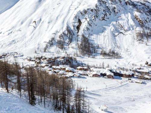 Appartement spacieux avec WiFi au pied des pistes - La Daille - FR-1-694-54 in Val-d'Isere