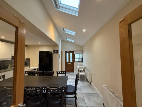 The Townlets Townhouse - 5BR - sleeps 13