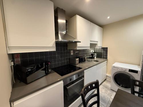 The Townlets Townhouse - 5BR - sleeps 13