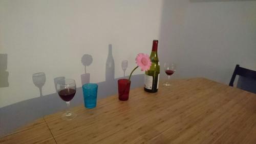 Un nid cosy sous les toits in 康卡爾