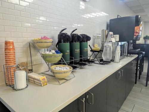 Best Western Warrensburg Inn - image 38