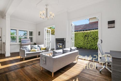 Chapter 3 House in Malvern in Malvern