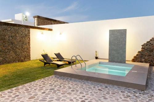 Peldbaseins, Cabañas San Antonio (Cabanas San Antonio) in Ezequiel Montes