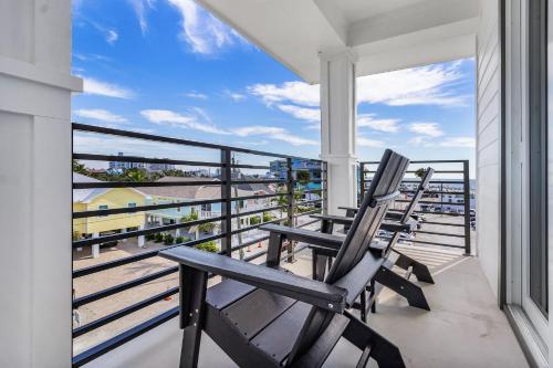 141 Brand New Luxury 6BR 6BA Build with Heated Pool! home - image 4