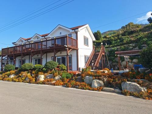 여수 금오도 바다애펜션 (Yeosu Geumodo Badaae Pension) in 우도로