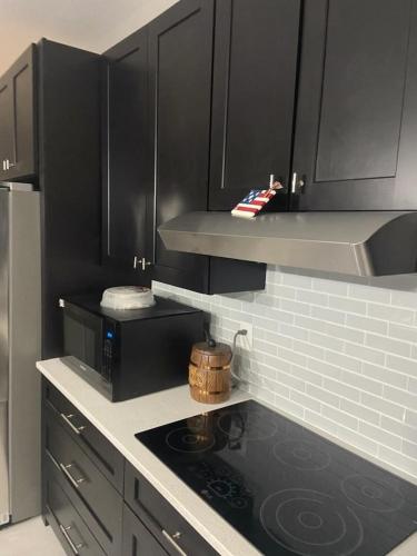 Orlando 4 bedroom built in 2021 in Orlando West