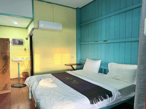 Sompong sunset view guest house in Muang Khong