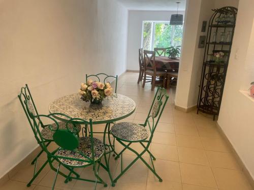 Casa Jardín del Alma (Casa Jardin del Alma) in Lomas de Cortes