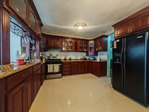 3 Bed, 2 Bath, Hot Water, Apartment near the beach, in Bani in Bani