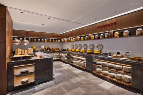 ROYGEM Hotel Changsha Wuyi Square - image 2