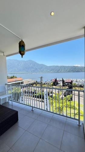 Balcony/terrace, Danuku Homestay - Syariah in Bedugul
