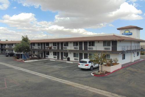Park Avenue Inn & Suites - image 12