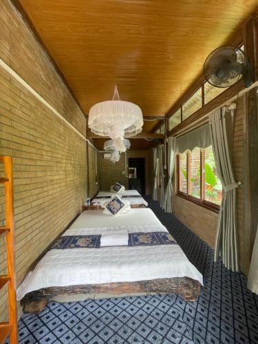 Phòng 4 Người Có Ban Công