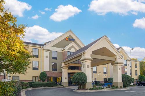 Comfort Inn & Suites at I-85 in Spartanburg, USA