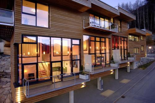 **** PanoramA Apartments - image 10