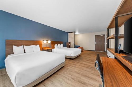Everhome Suites Ontario – Ontario, CA