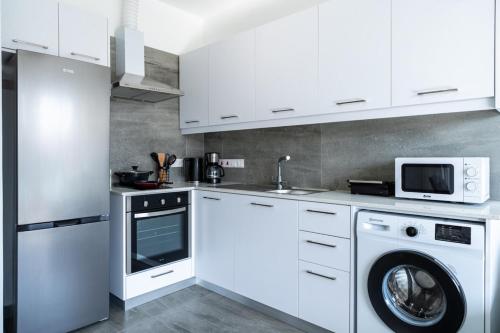 Facilities, Azoria - Stylish 1-BR Apartment & Balcony in Kiti in Kiti