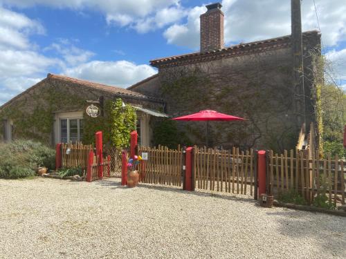 gites les rainettes gîte à louer L'Aurière