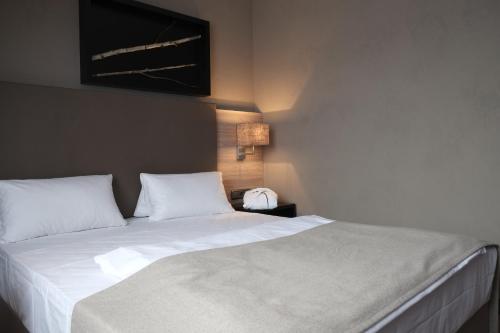 1 double bed