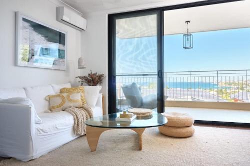 Bondi Oceanview Escape - Walk to beach in Dover Heights