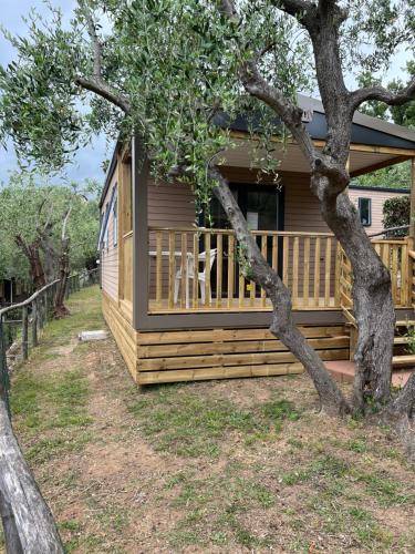 2 bedrooms, 4 beds