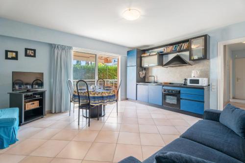 Appartement elegant a Antibes - Welkeys in Saramartel