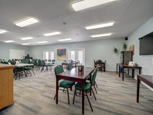 Restaurant, Alister Square Inn in Port Aransas (TX)