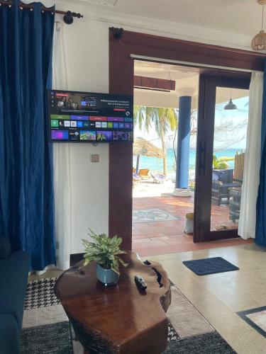 Amor Resort Koh Rong in Coconut Beach