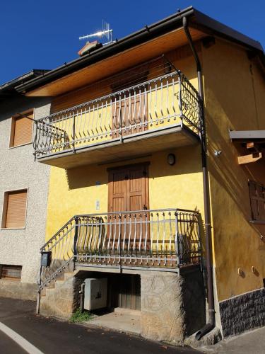 La Casa delle Farfalle Onore Bergamo in Onore