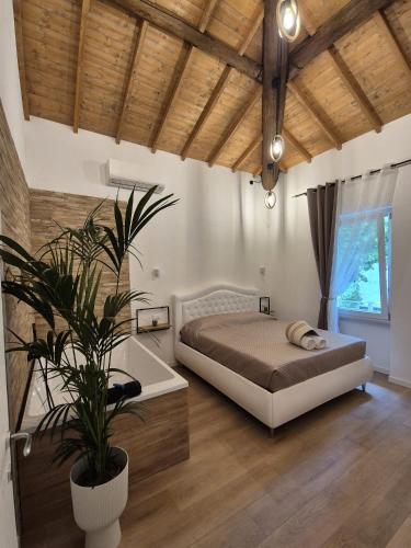 Lovely Suite, Villa Joy Verona , Luxury Romantic Suite with Jacuzzi, City Center, Verona