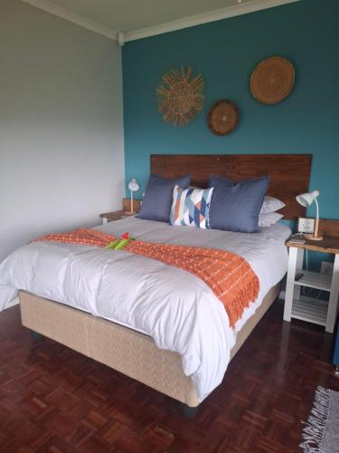 Lit, Big Blue Breaks in Umkomaas